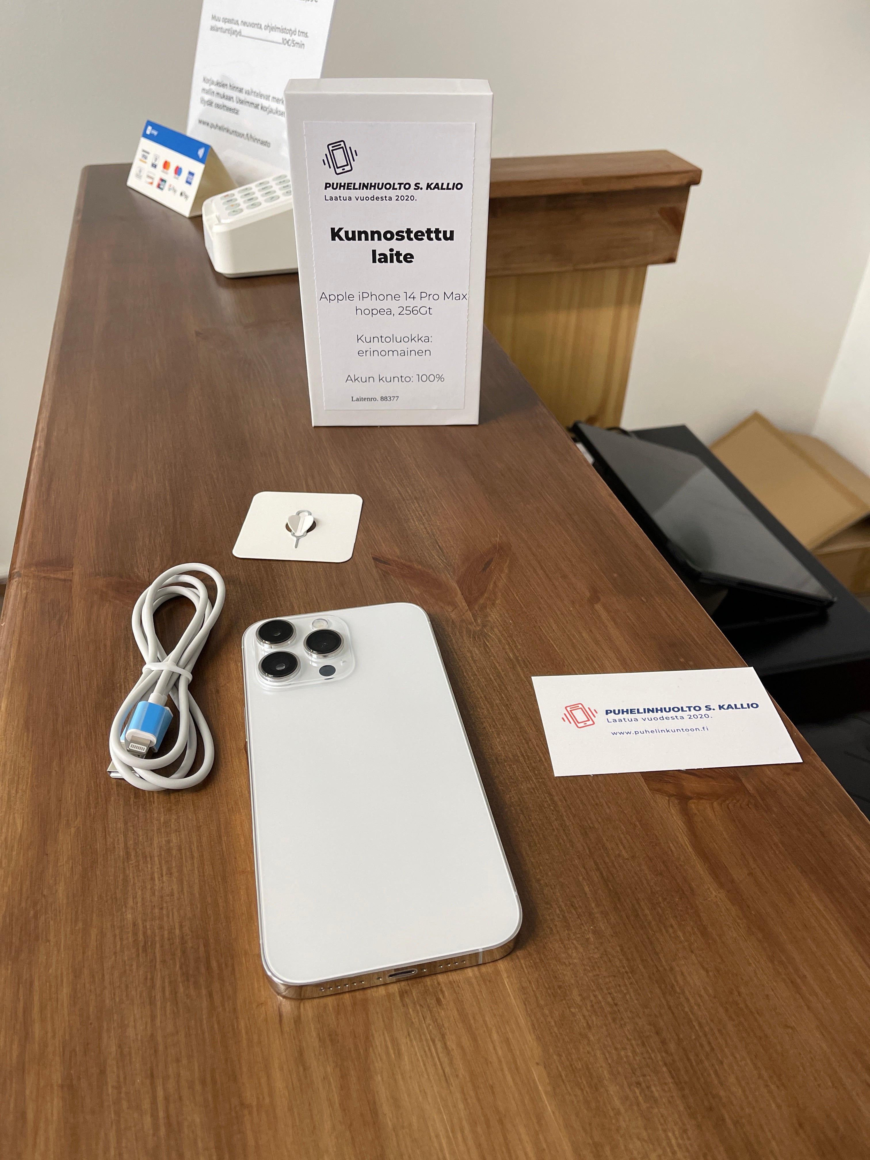 Apple iPhone 14 Pro Max, 256Gt, hopea, erinomainen